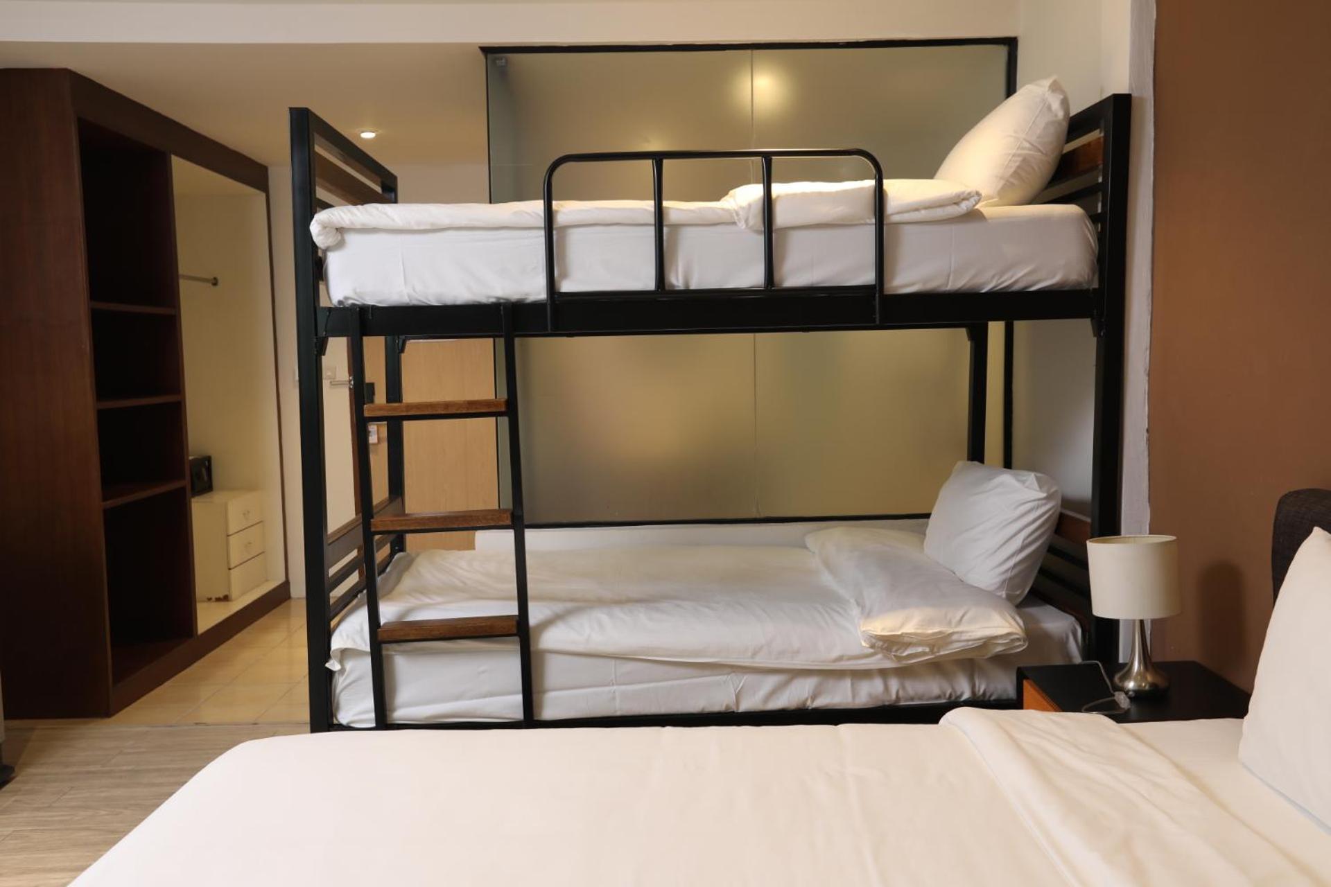 Studio F Sukhumvit Bangkok Esterno foto